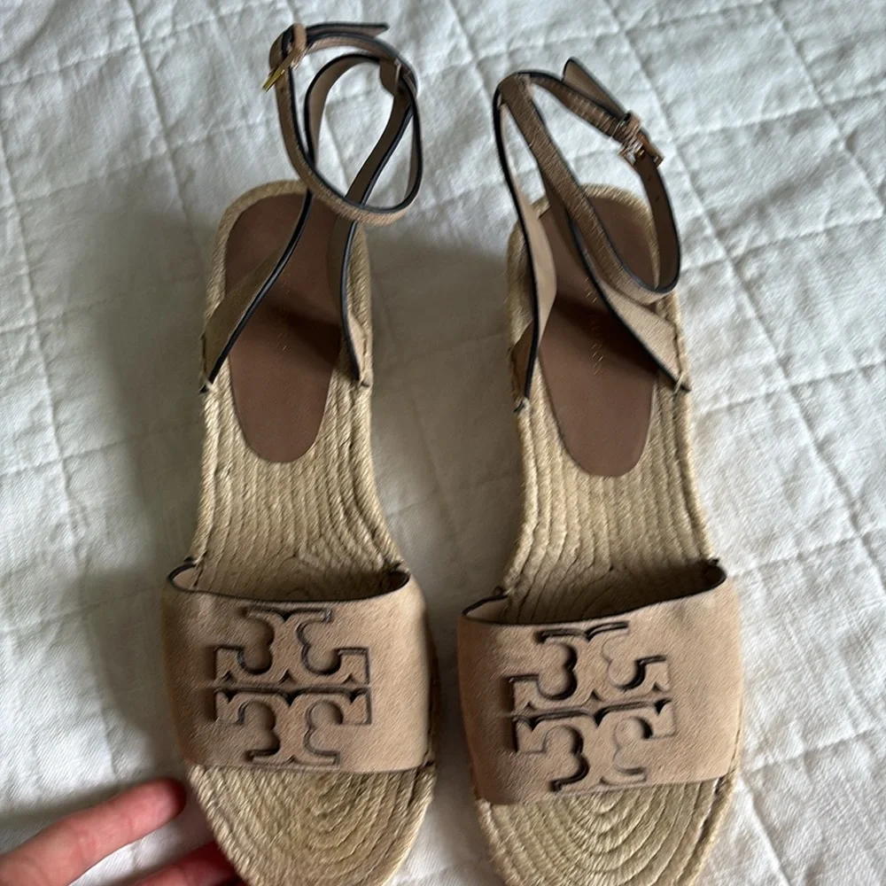 Tory Burch Ines Wedge Espadrille Suede in Taupe